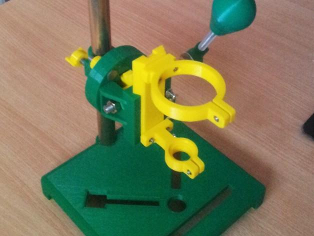 旋轉(zhuǎn)刀具工作臺(tái)3D打印模型