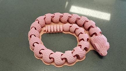 超級好玩的撥浪鼓的鉸接響尾蛇3D打印模型